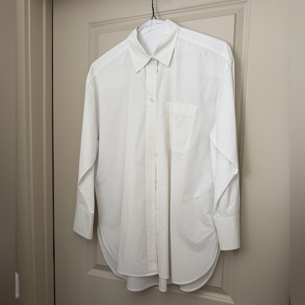 Banana Republic White Button-Down Shirt
